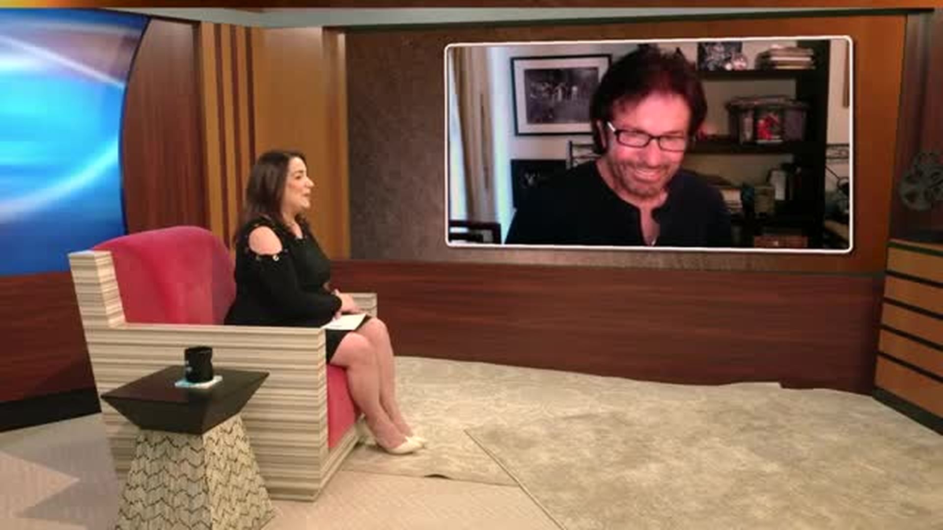 Donna Drake interviews George Chakiris