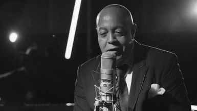 PEABO BRYSON: Feel The Fire /  I'm So Into You 